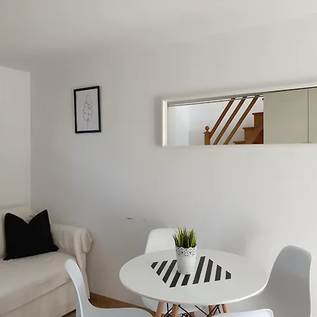 Studio Ix - Wyscigi Apartman *